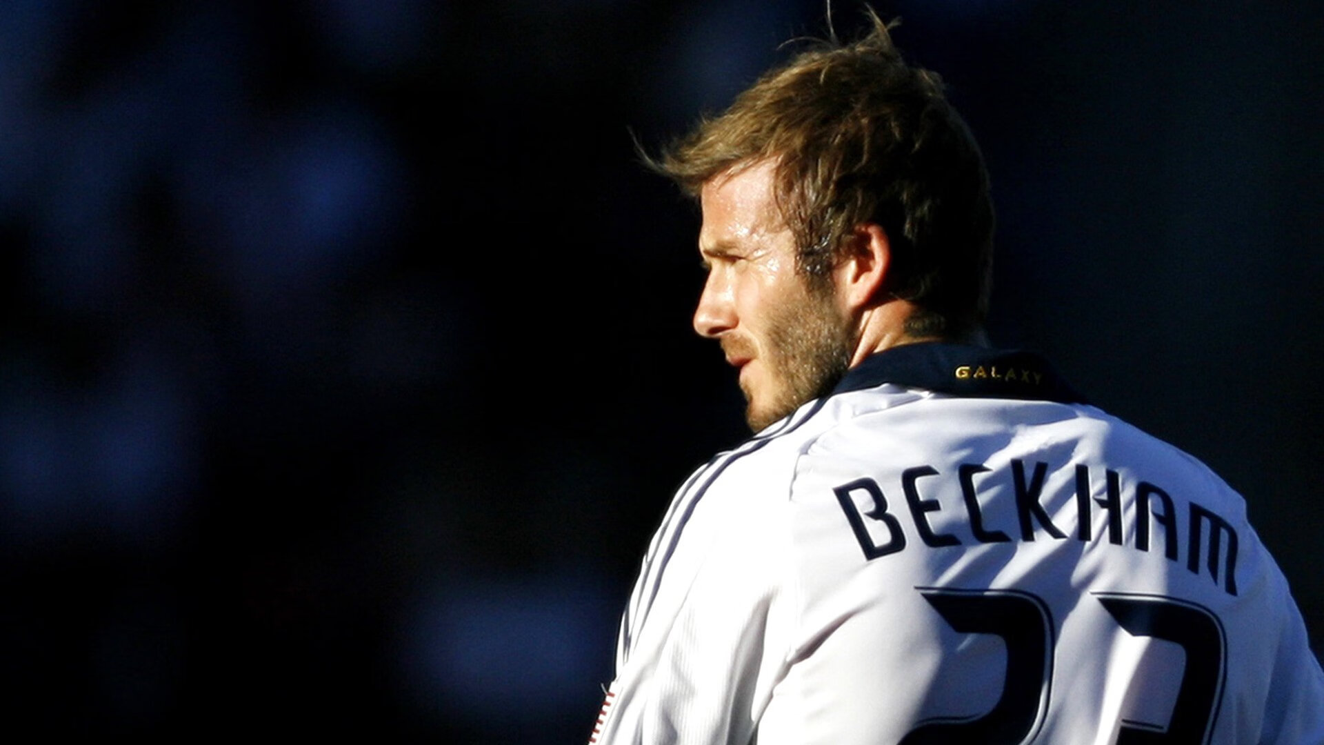 史密斯后半程爆发力成为夺冠关键，史密斯动作